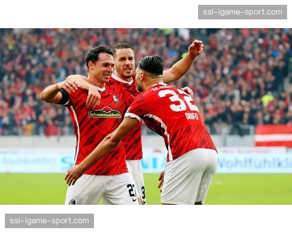 多特蒙德vs弗赖堡，主队力争巩固联赛第二位置